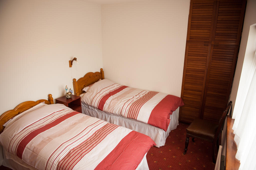 Fort House Bed & Breakfast Килбегган Номер фото